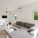 Feriehus In 39098